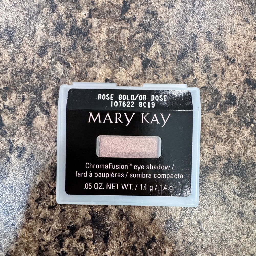NEW Mary Kay Mineral Eye Color, Rose Gold, 107622